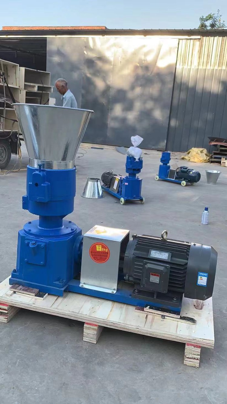 Harness the Potential of Sawdust Pellet Machine for Profitable Biomass Fuel In recent years, there has been a growing global demand for sustainable and renewable energy sources. Biomass fuel, derived from organic materials such as sawdust, has emerged as a viable alternative to fossil fuels. Sawdust, a byproduct of woodworking processes, can be transformed into valuable biomass fuel pellets using a sawdust pellet machine. This innovative technology allows businesses to harness the potential of sawdust, converting it into a profitable and environmentally friendly energy source. Sawdust pellet machines have revolutionized the biomass industry by providing an efficient and cost-effective solution for pelletizing sawdust. These machines are designed to compress sawdust and other biomass materials into dense pellets that have a high energy content and can be used for heating, electricity generation, and other applications. Let's explore the benefits and profitability of utilizing a sawdust pellet machine for biomass fuel production. Abundant Raw Material Source: Sawdust is a readily available and abundant resource, particularly in the woodworking industry. By using a sawdust pellet machine, businesses can effectively convert this waste product into a valuable and profitable fuel source, reducing waste disposal costs and maximizing resource utilization. High Energy Density: Sawdust pellets produced by a pellet machine have a high energy density, making them an efficient fuel source. These pellets have a low moisture content and a uniform shape, which allows for consistent and controlled combustion. The high energy density of sawdust pellets results in increased heating efficiency and reduced fuel consumption, making them an attractive choice for residential, commercial, and industrial heating applications. Environmental Benefits: Biomass fuel derived from sawdust pellets is considered carbon-neutral, as the carbon dioxide emitted during combustion is roughly equal to the carbon dioxide absorbed during the growth of the biomass material. By utilizing sawdust pellets as a renewable energy source, businesses can significantly reduce their carbon footprint and contribute to mitigating climate change. Cost Savings: Switching to biomass fuel pellets can lead to substantial cost savings compared to traditional fossil fuels. Sawdust pellets are often more cost-effective than oil, gas, or electricity, providing businesses with a competitive advantage and long-term financial benefits. Furthermore, the availability and affordability of sawdust as a raw material contribute to the cost-effectiveness of biomass fuel production. Market Demand: The demand for biomass fuel pellets is steadily increasing, driven by the need for renewable energy sources and the growing emphasis on sustainable practices. As governments and industries worldwide adopt stricter environmental regulations and seek to reduce their carbon emissions, the market for biomass fuel is expected to expand further. By investing in a sawdust pellet machine, businesses can tap into this growing market and capitalize on the increasing demand for biomass fuel pellets. Customization and Flexibility: Sawdust pellet machines offer customization options, allowing businesses to produce pellets of various sizes and specifications to meet specific customer requirements. This flexibility enables manufacturers to cater to a wide range of applications, including residential heating, industrial processes, and power generation. Scalability and Efficiency: Sawdust pellet machines come in different capacities, ranging from small-scale units suitable for individual use to larger industrial-grade machines capable of high-volume production. This scalability allows businesses to start small and expand their production capacity as demand increases. Additionally, modern sawdust pellet machines are designed for efficiency, minimizing energy consumption and optimizing pellet quality. Diversification and Value-Added Product: For businesses involved in the woodworking industry or other activities that generate sawdust as a byproduct, investing in a sawdust pellet machine offers a valuable diversification opportunity. Instead of treating sawdust as waste, it can be transformed into a value-added product, opening up new revenue streams and enhancing overall profitability. In conclusion, harnessing the potential of a sawdust pellet machine for biomass fuel production presents a lucrative opportunity for businesses. By converting sawdust into high-quality biomass fuel pellets, companies can capitalize on the abundance of raw materials, benefit from the high energy density and cost savings, meet the increasing market demand for renewable energy sources, and contribute to a sustainable future. Investing in a sawdust pellet machine not only generates profitable returns but also promotes environmental stewardship and positions businesses at the forefront of the transition towards clean and renewable energy. Harness the Potential of Sawdust Pellet Machine for Profitable Biomass Fuel In recent years, there has been a growing global demand for sustainable and renewable energy sources. Biomass fuel, derived from organic materials such as sawdust, has emerged as a viable alternative to fossil fuels. Sawdust, a byproduct of woodworking processes, can be transformed into valuable biomass fuel pellets using a sawdust pellet machine. This innovative technology allows businesses to harness the potential of sawdust, converting it into a profitable and environmentally friendly energy source. Sawdust pellet machines have revolutionized the biomass industry by providing an efficient and cost-effective solution for pelletizing sawdust. These machines are designed to compress sawdust and other biomass materials into dense pellets that have a high energy content and can be used for heating, electricity generation, and other applications. Let's explore the benefits and profitability of utilizing a sawdust pellet machine for biomass fuel production. Abundant Raw Material Source: Sawdust is a readily available and abundant resource, particularly in the woodworking industry. By using a sawdust pellet machine, businesses can effectively convert this waste product into a valuable and profitable fuel source, reducing waste disposal costs and maximizing resource utilization. High Energy Density: Sawdust pellets produced by a pellet machine have a high energy density, making them an efficient fuel source. These pellets have a low moisture content and a uniform shape, which allows for consistent and controlled combustion. The high energy density of sawdust pellets results in increased heating efficiency and reduced fuel consumption, making them an attractive choice for residential, commercial, and industrial heating applications. Environmental Benefits: Biomass fuel derived from sawdust pellets is considered carbon-neutral, as the carbon dioxide emitted during combustion is roughly equal to the carbon dioxide absorbed during the growth of the biomass material. By utilizing sawdust pellets as a renewable energy source, businesses can significantly reduce their carbon footprint and contribute to mitigating climate change. Cost Savings: Switching to biomass fuel pellets can lead to substantial cost savings compared to traditional fossil fuels. Sawdust pellets are often more cost-effective than oil, gas, or electricity, providing businesses with a competitive advantage and long-term financial benefits. Furthermore, the availability and affordability of sawdust as a raw material contribute to the cost-effectiveness of biomass fuel production. Market Demand: The demand for biomass fuel pellets is steadily increasing, driven by the need for renewable energy sources and the growing emphasis on sustainable practices. As governments and industries worldwide adopt stricter environmental regulations and seek to reduce their carbon emissions, the market for biomass fuel is expected to expand further. By investing in a sawdust pellet machine, businesses can tap into this growing market and capitalize on the increasing demand for biomass fuel pellets. Customization and Flexibility: Sawdust pellet machines offer customization options, allowing businesses to produce pellets of various sizes and specifications to meet specific customer requirements. This flexibility enables manufacturers to cater to a wide range of applications, including residential heating, industrial processes, and power generation. Scalability and Efficiency: Sawdust pellet machines come in different capacities, ranging from small-scale units suitable for individual use to larger industrial-grade machines capable of high-volume production. This scalability allows businesses to start small and expand their production capacity as demand increases. Additionally, modern sawdust pellet machines are designed for efficiency, minimizing energy consumption and optimizing pellet quality. Diversification and Value-Added Product: For businesses involved in the woodworking industry or other activities that generate sawdust as a byproduct, investing in a sawdust pellet machine offers a valuable diversification opportunity. Instead of treating sawdust as waste, it can be transformed into a value-added product, opening up new revenue streams and enhancing overall profitability. In conclusion, harnessing the potential of a sawdust pellet machine for biomass fuel production presents a lucrative opportunity for businesses. By converting sawdust into high-quality biomass fuel pellets, companies can capitalize on the abundance of raw materials, benefit from the high energy density and cost savings, meet the increasing market demand for renewable energy sources, and contribute to a sustainable future. Investing in a sawdust pellet machine not only generates profitable returns but also promotes environmental stewardship and positions businesses at the forefront of the transition towards clean and renewable energy.