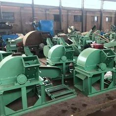 Mobile Wood Sawdust Making Machine Wood Chipper Grinder